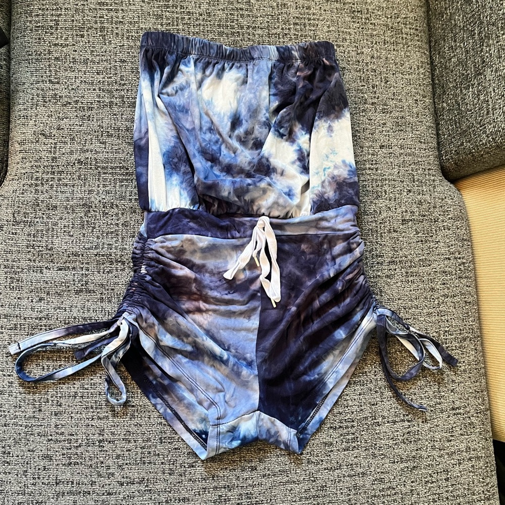 🌟 J for Justify - Blue tie-dye romper - SMALL - Ruched sides with drawstring 🌟